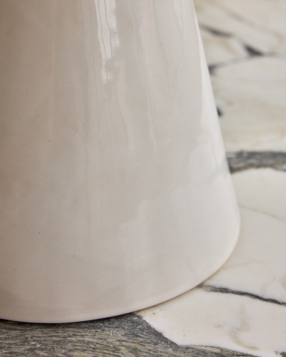 Ceramic Table Lamp - Salt