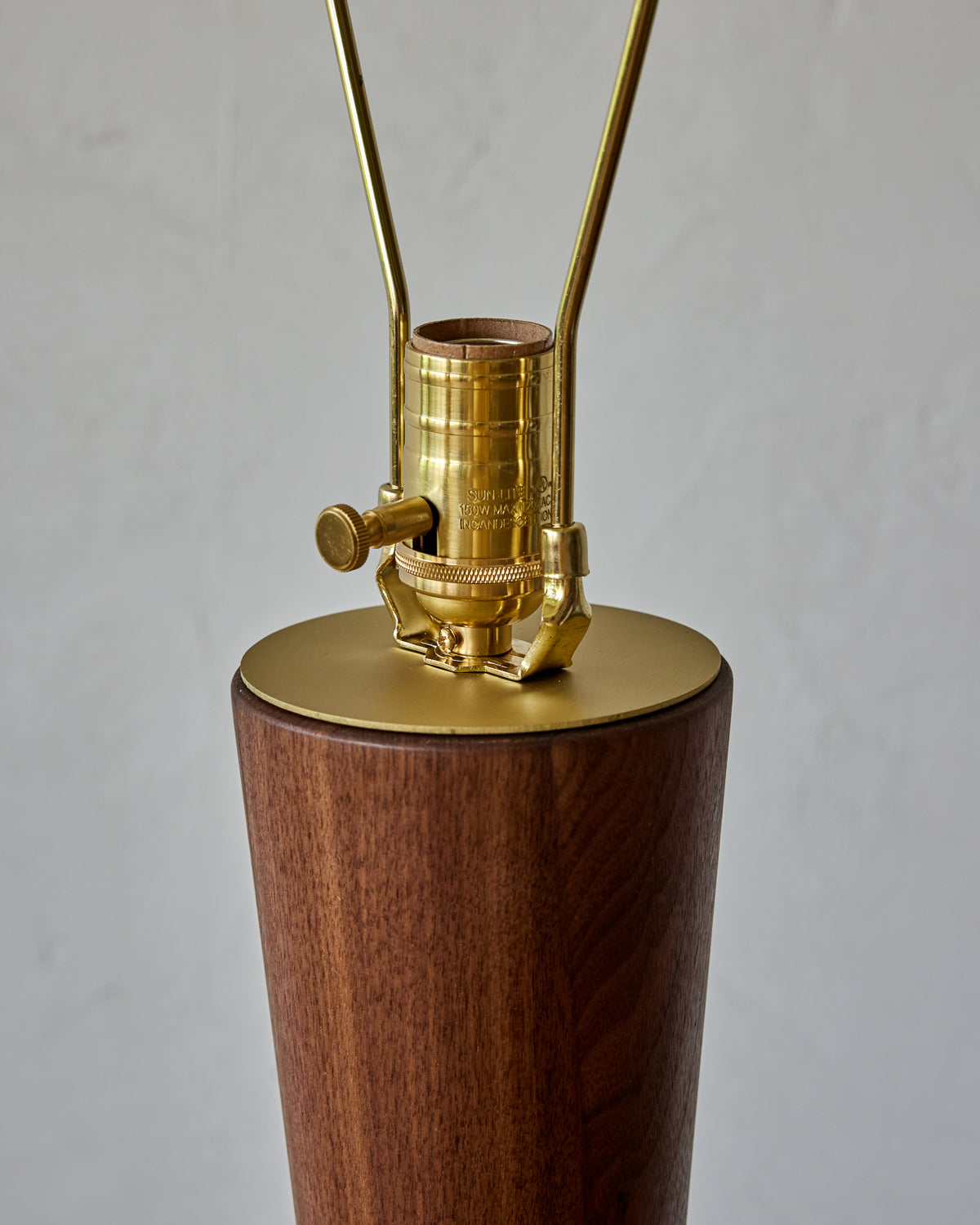 #wood-finish_black walnut