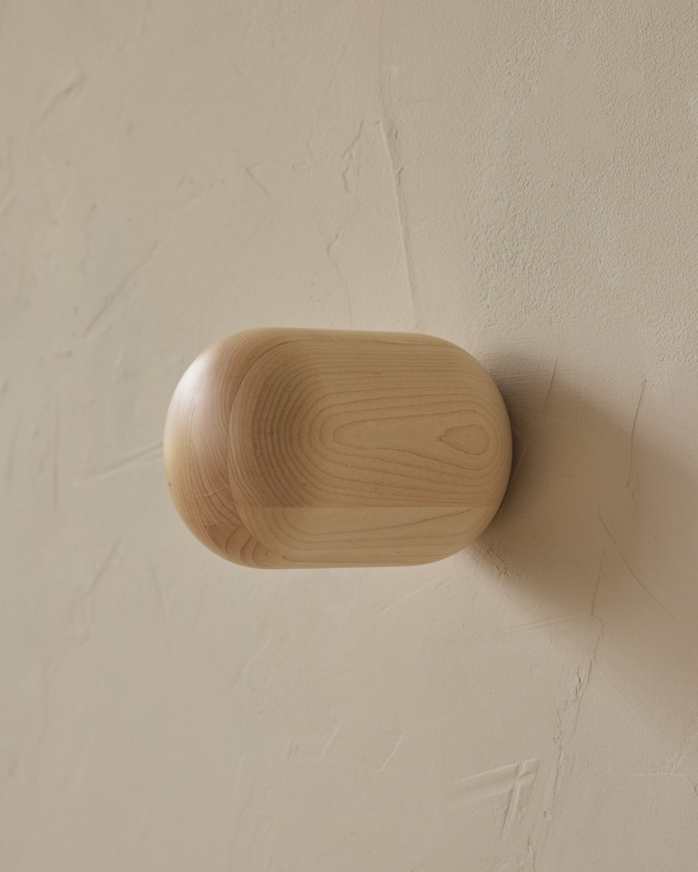 #wood-finish_clear maple #style_capsule
