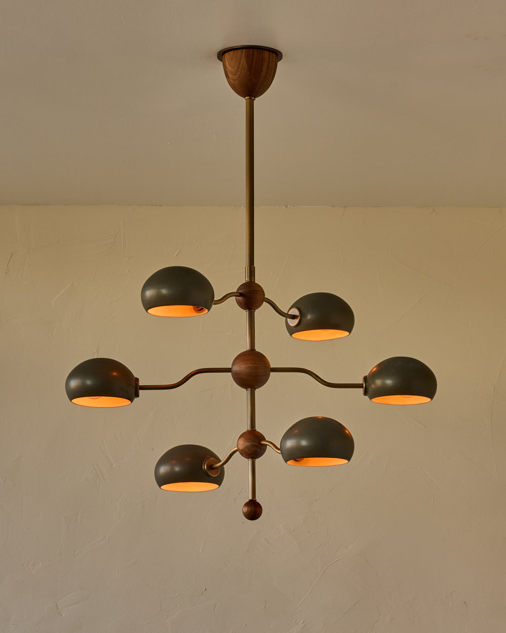 #shade-color_almost black #Metal-+-Wood-Finish_Antique Brass / Black Walnut