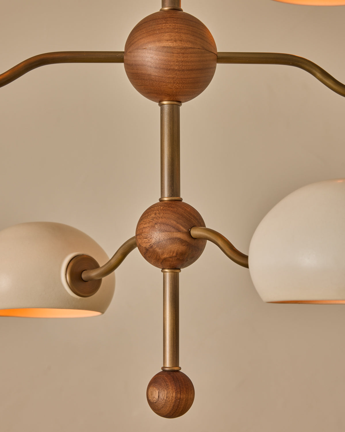 #shade-color_dove  #Metal-+-Wood-Finish_Antique Brass / Black Walnut