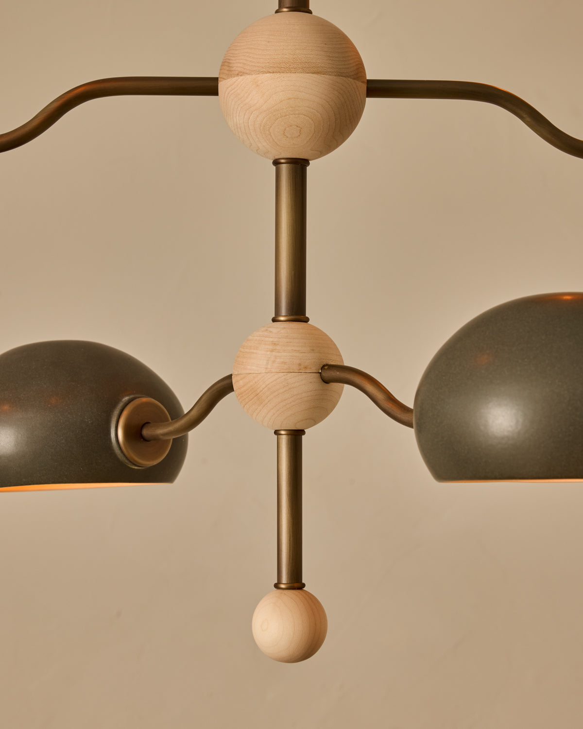 #shade-color_almost black #Metal-+-Wood-Finish_Antique Brass / Clear Maple