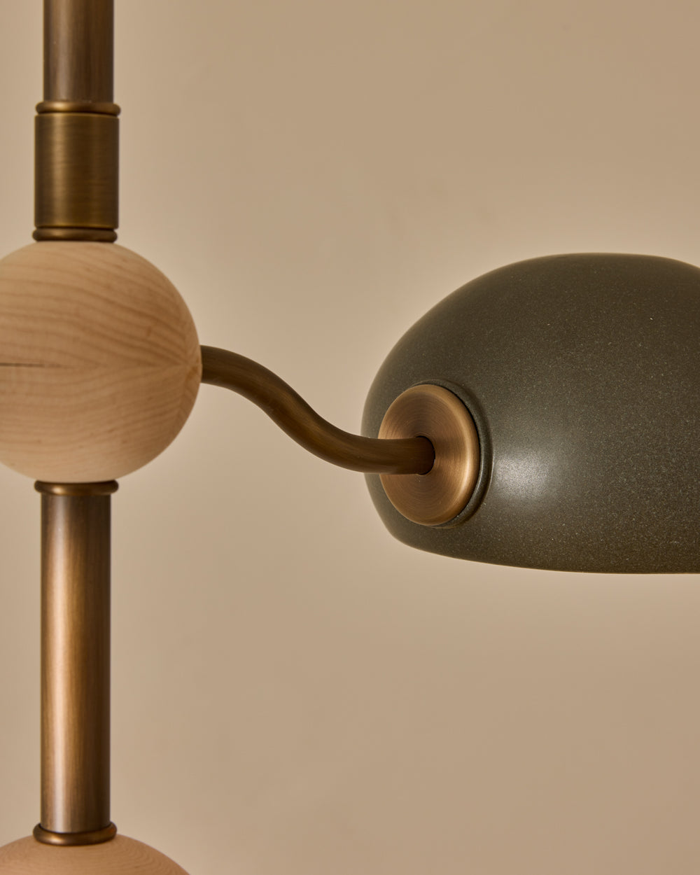 #shade-color_almost black #Metal-+-Wood-Finish_Antique Brass / Clear Maple