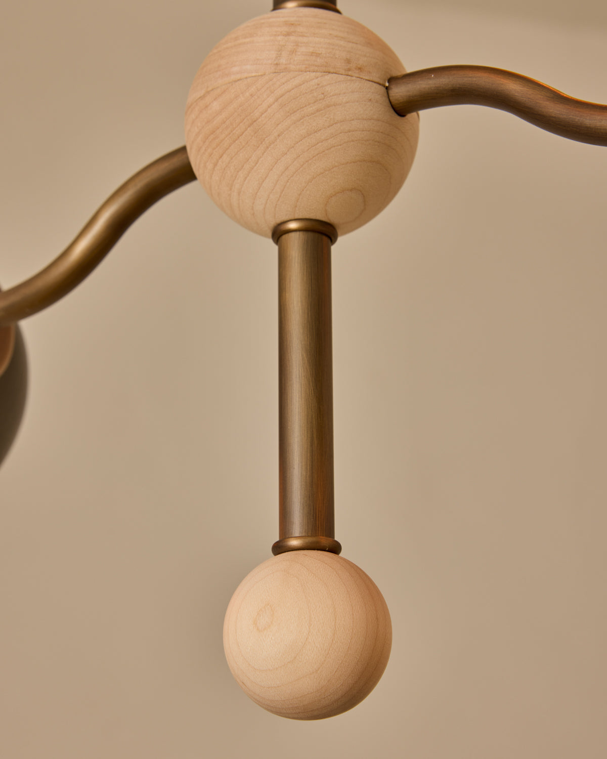 #shade-color_almost black #Metal-+-Wood-Finish_Antique Brass / Clear Maple