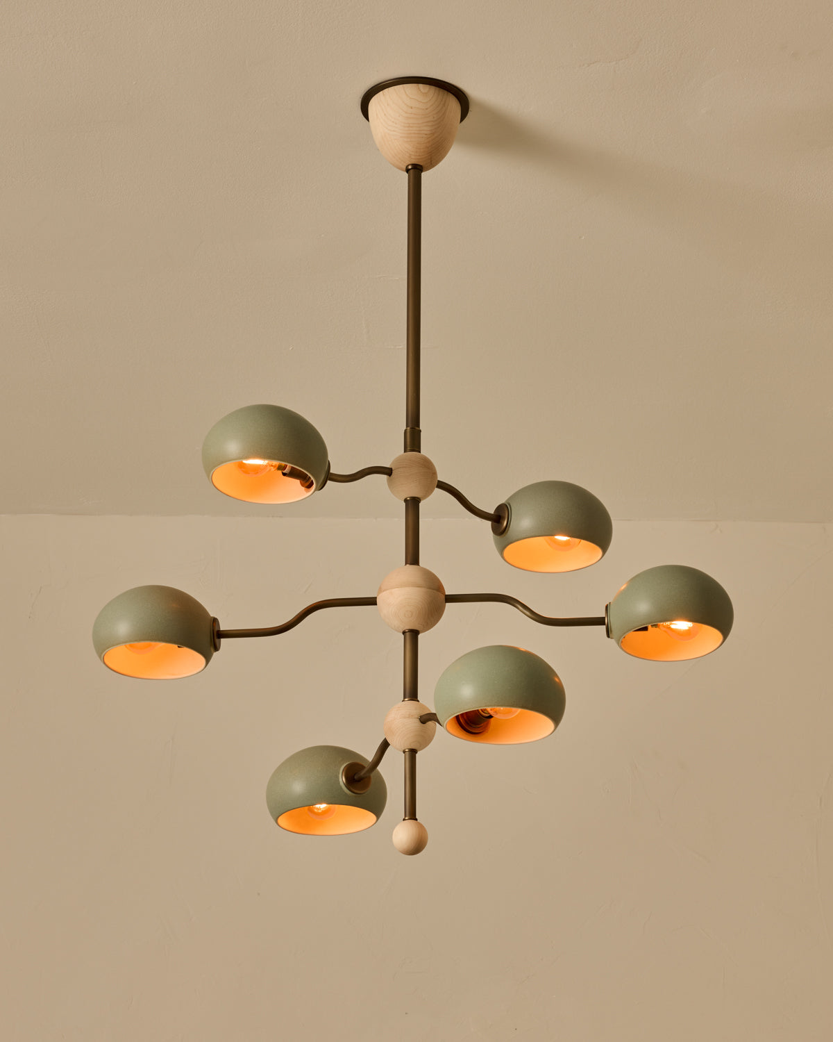 #shade-color_olivine  #Metal-+-Wood-Finish_Antique Brass / Clear Maple