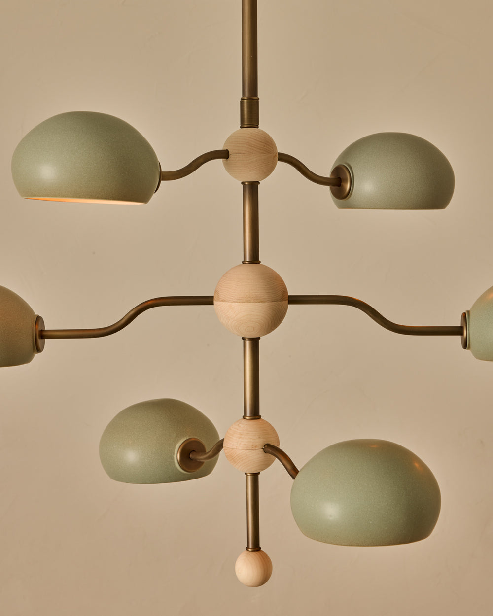 #shade-color_olivine  #Metal-+-Wood-Finish_Antique Brass / Clear Maple