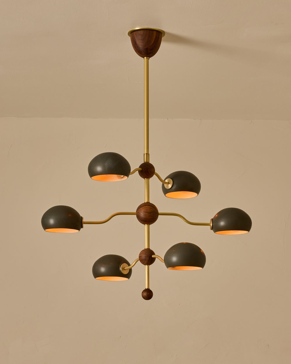#shade-color_almost black #Metal-+-Wood-Finish_Satin Brass / Black Walnut
