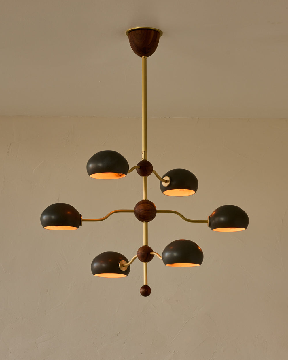 #shade-color_almost black #Metal-+-Wood-Finish_Satin Brass / Black Walnut