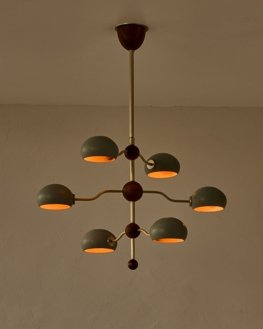 #shade-color_olivine  #Metal-+-Wood-Finish_Satin Brass / Black Walnut