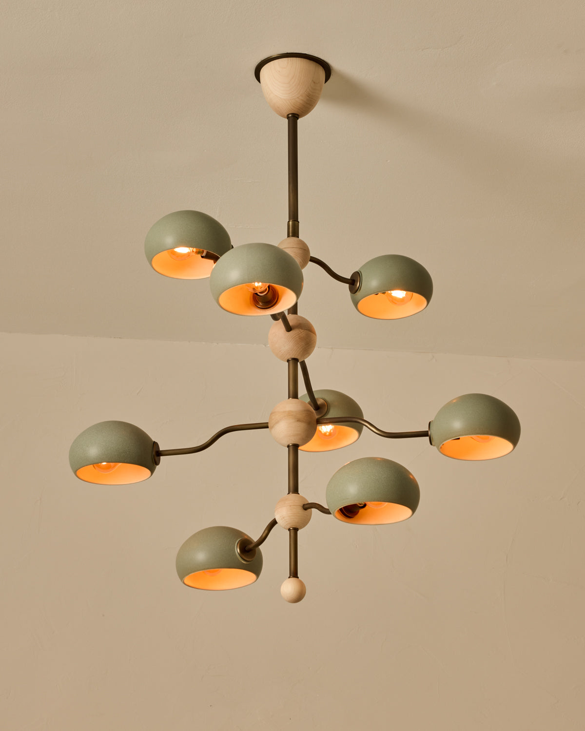 #shade-color_olivine #Metal-+-Wood-Finish_Antique Brass / Clear Maple