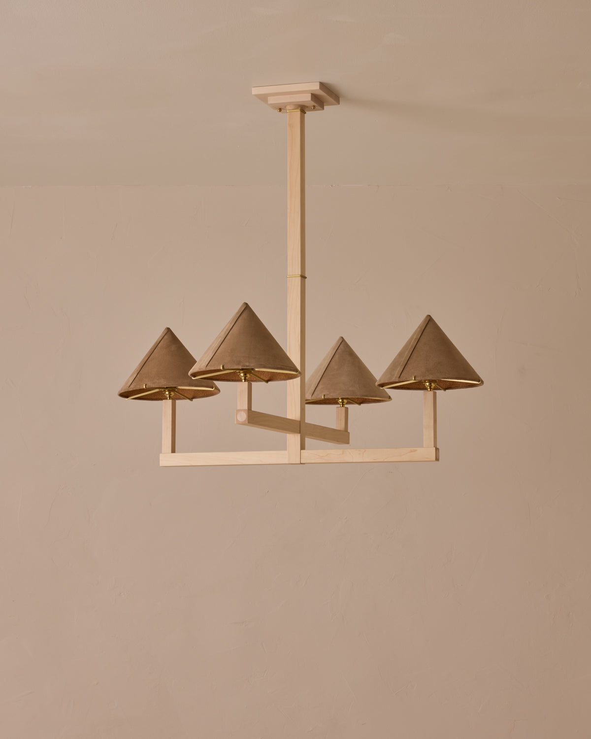 #wood-finish_clear maple #shade-finish_beige suede