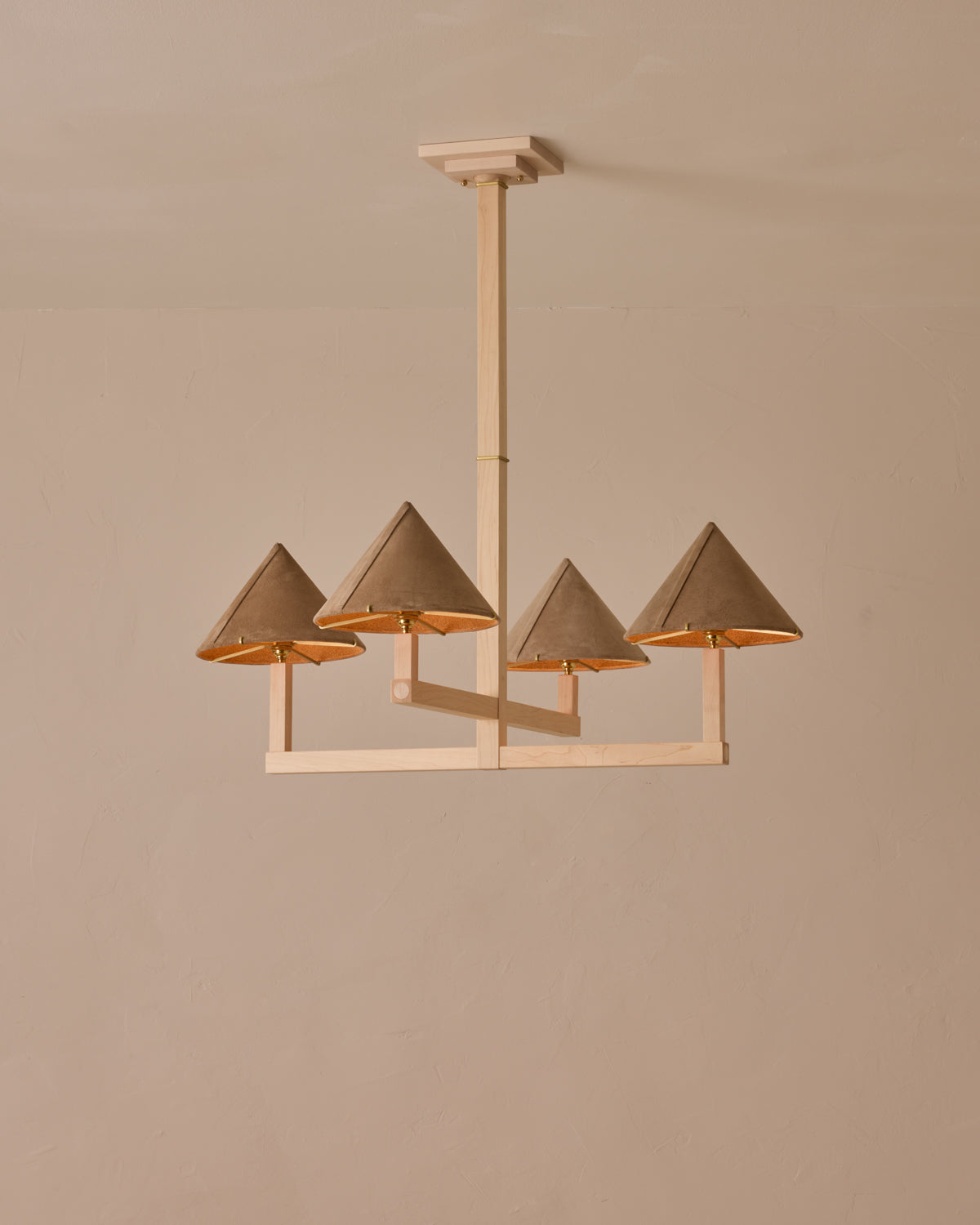 #wood-finish_clear maple #shade-finish_beige suede