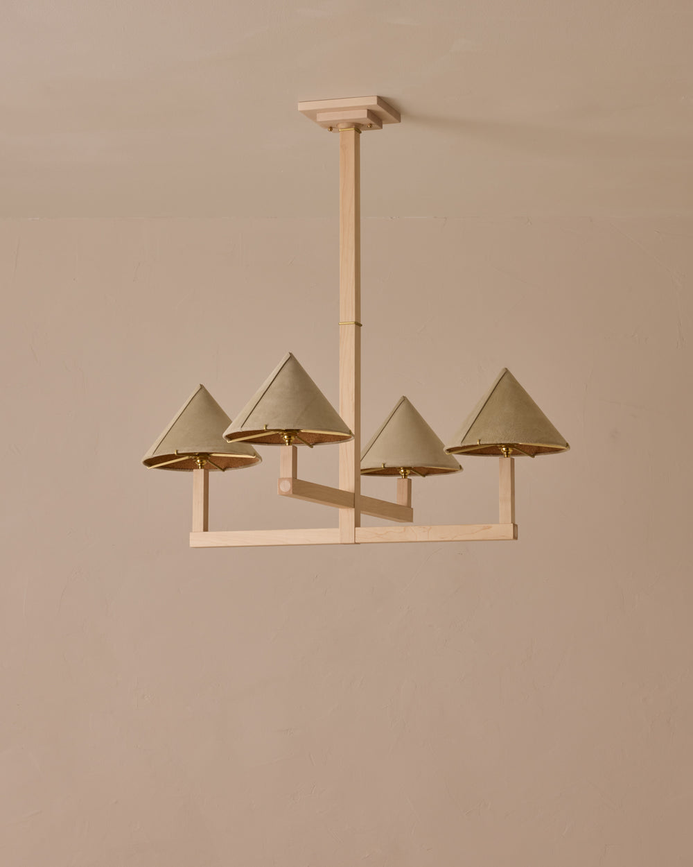 #wood-finish_clear maple #shade-finish_stone suede