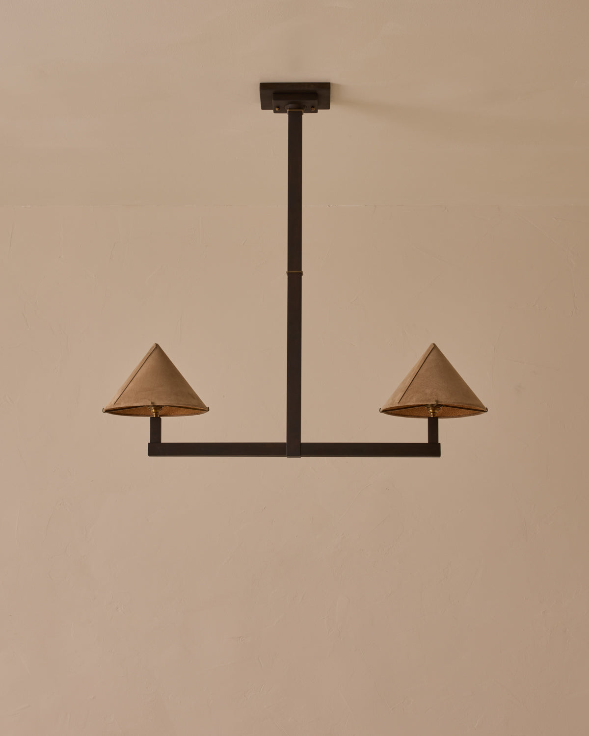 #wood-finish_dark wash maple #shade-finish_beige suede