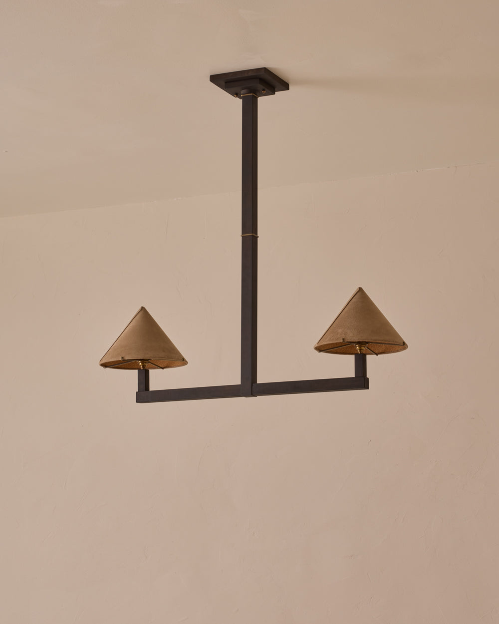 #wood-finish_dark wash maple #shade-finish_beige suede