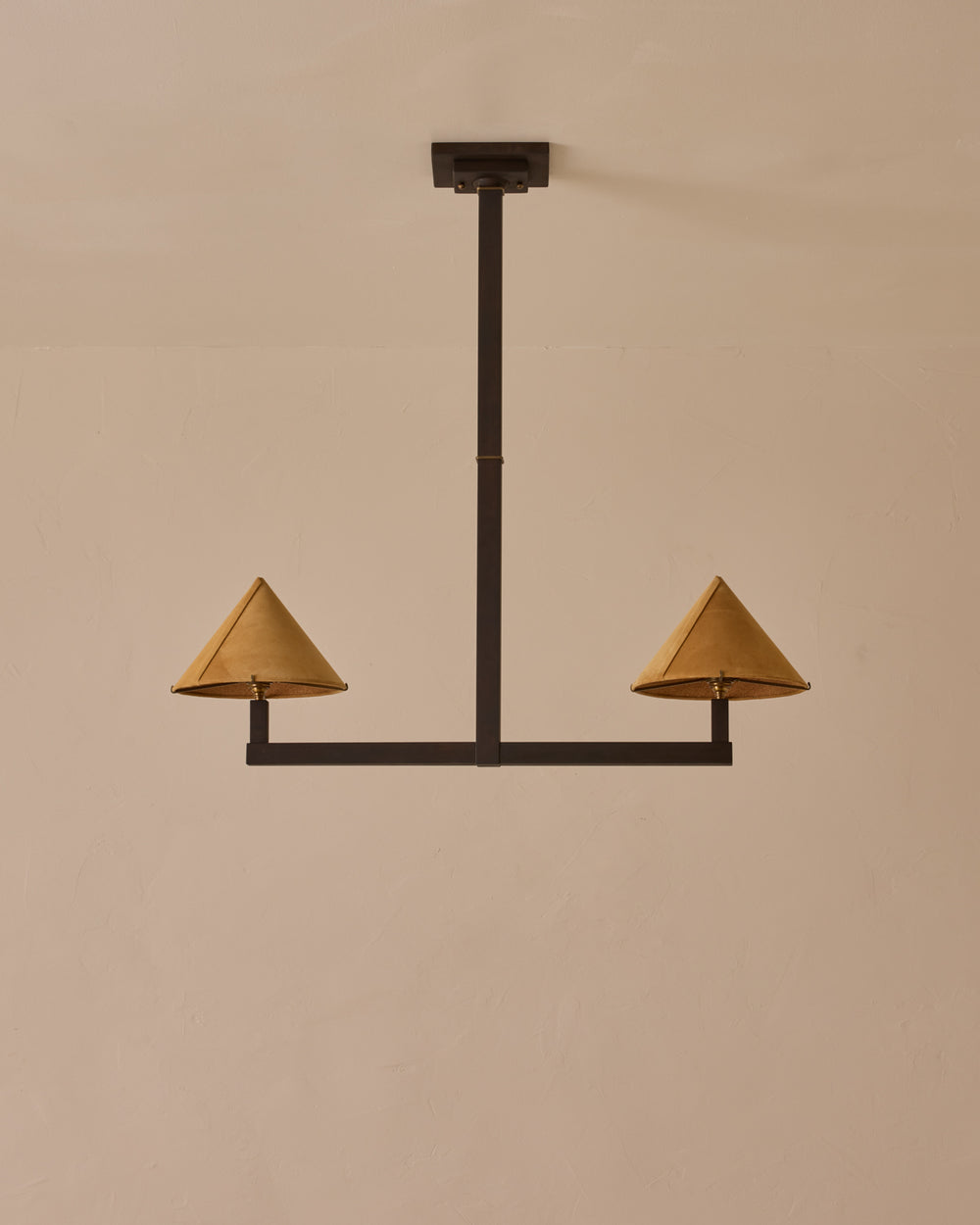 #wood-finish_dark wash maple #shade-finish_camel suede