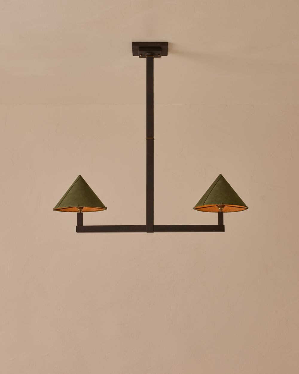 #wood-finish_dark wash maple #shade-finish_loden suede