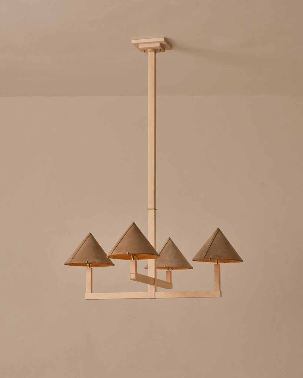 #wood-finish_clear maple #shade-finish_beige suede
