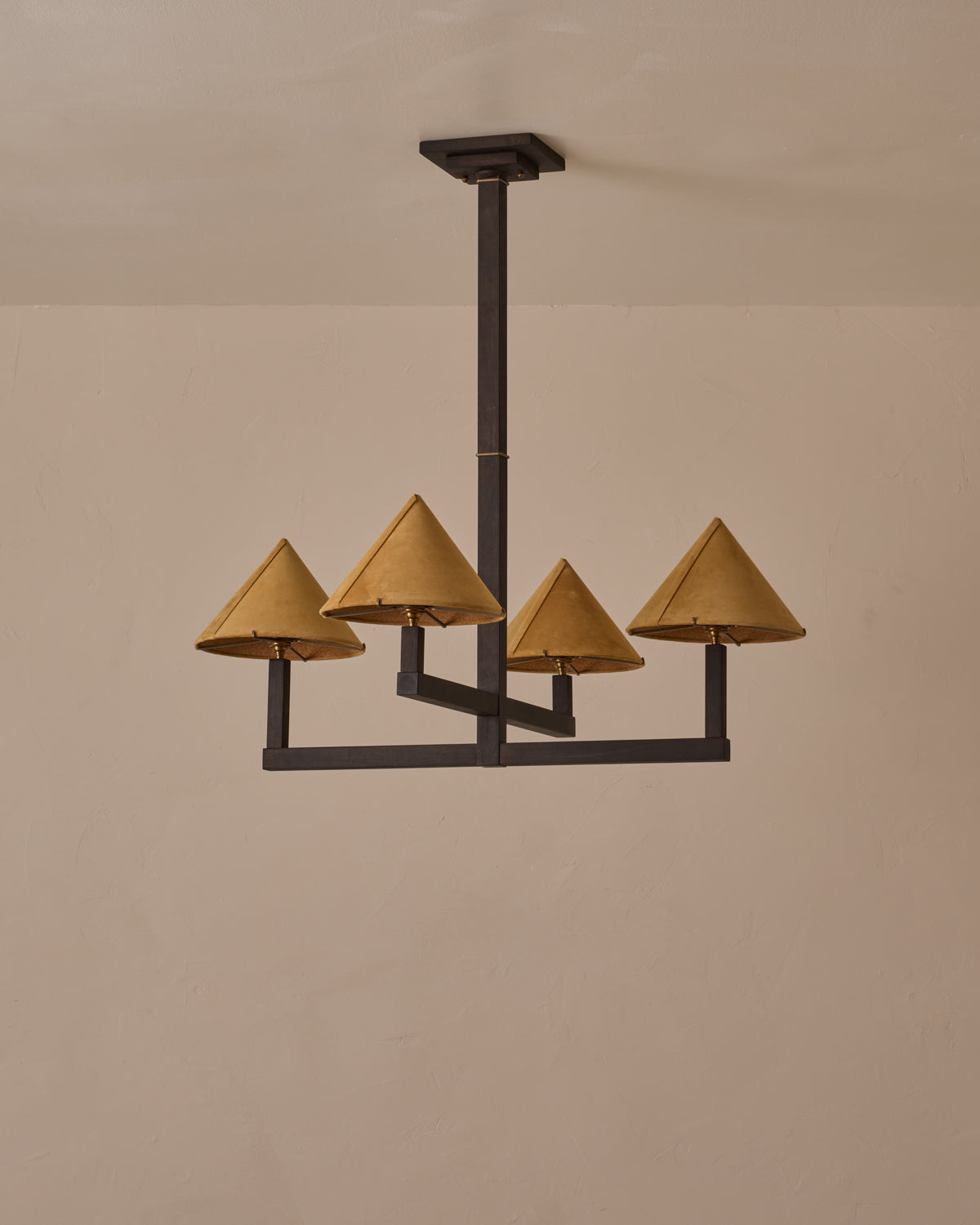 #wood-finish_dark wash maple #shade-finish_camel suede