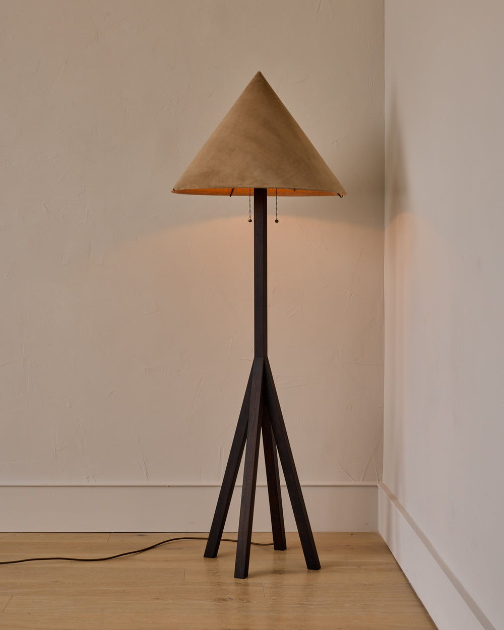 #shade-finish_beige suede