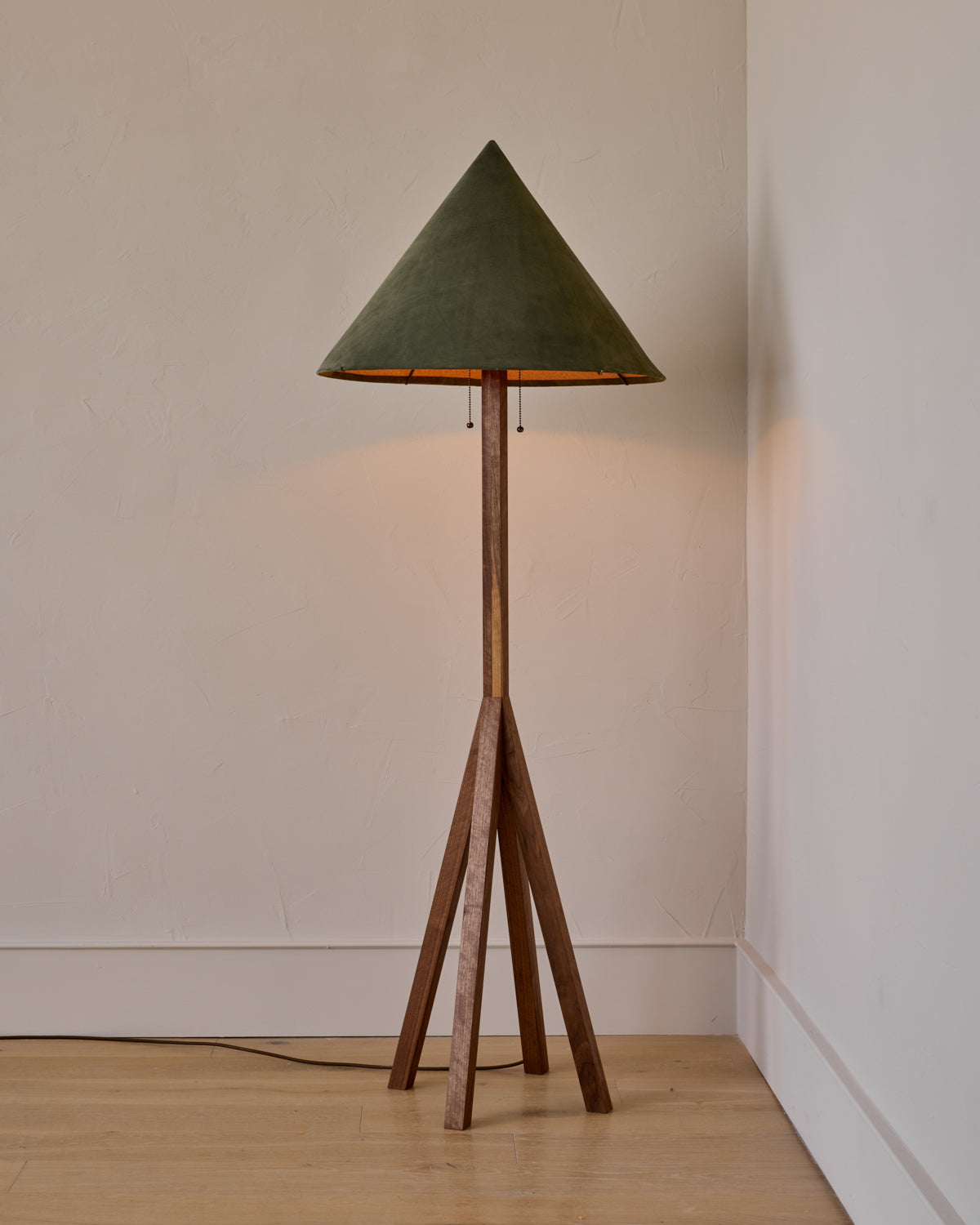 Anouck Floor Lamp