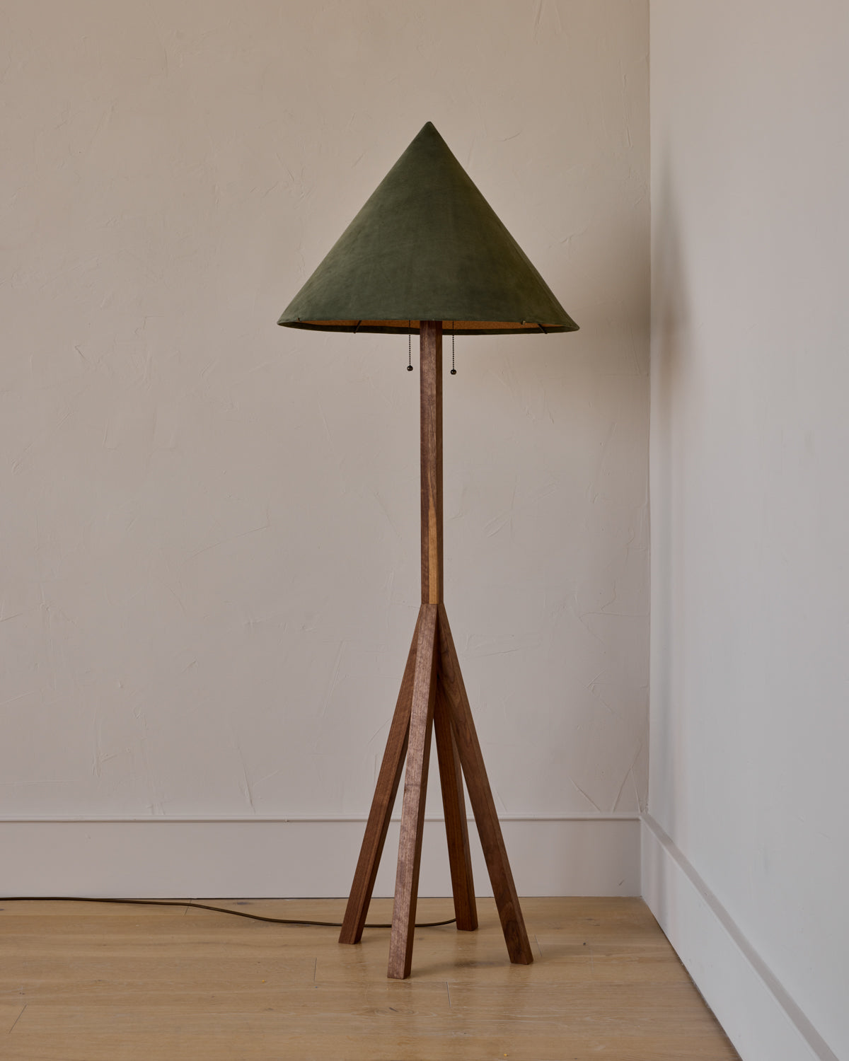 Anouck Floor Lamp