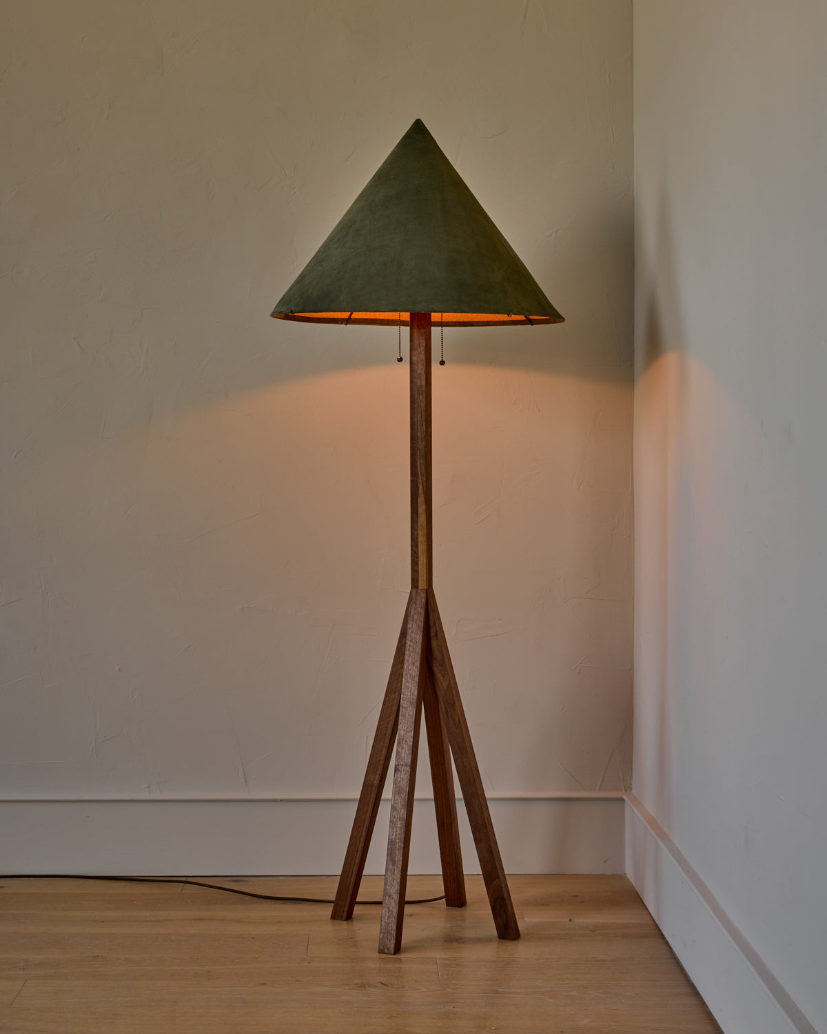 Anouck Floor Lamp