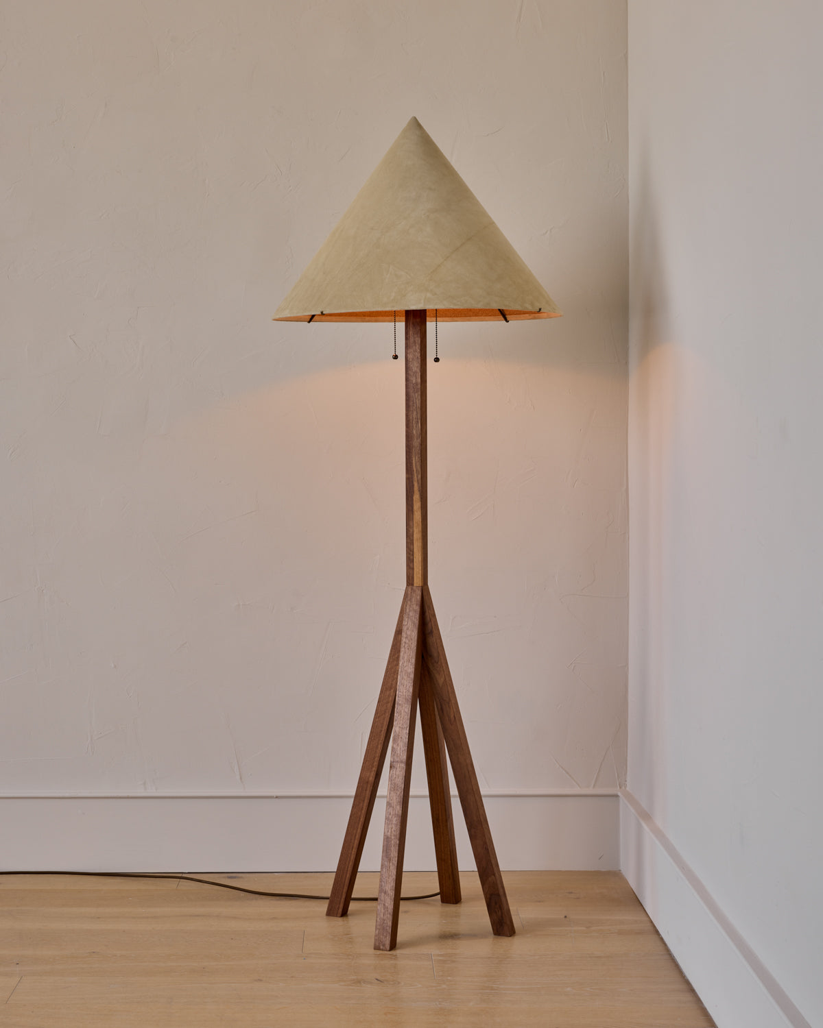 Anouck Floor Lamp