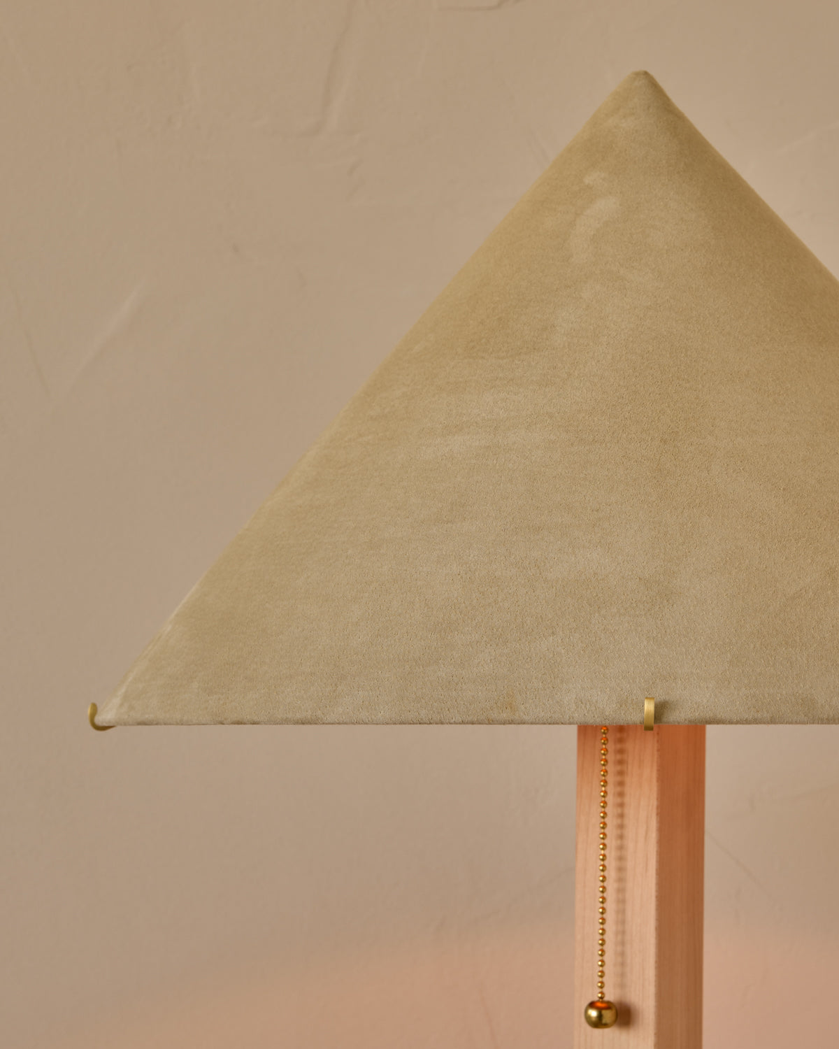 Anouck Table Lamp