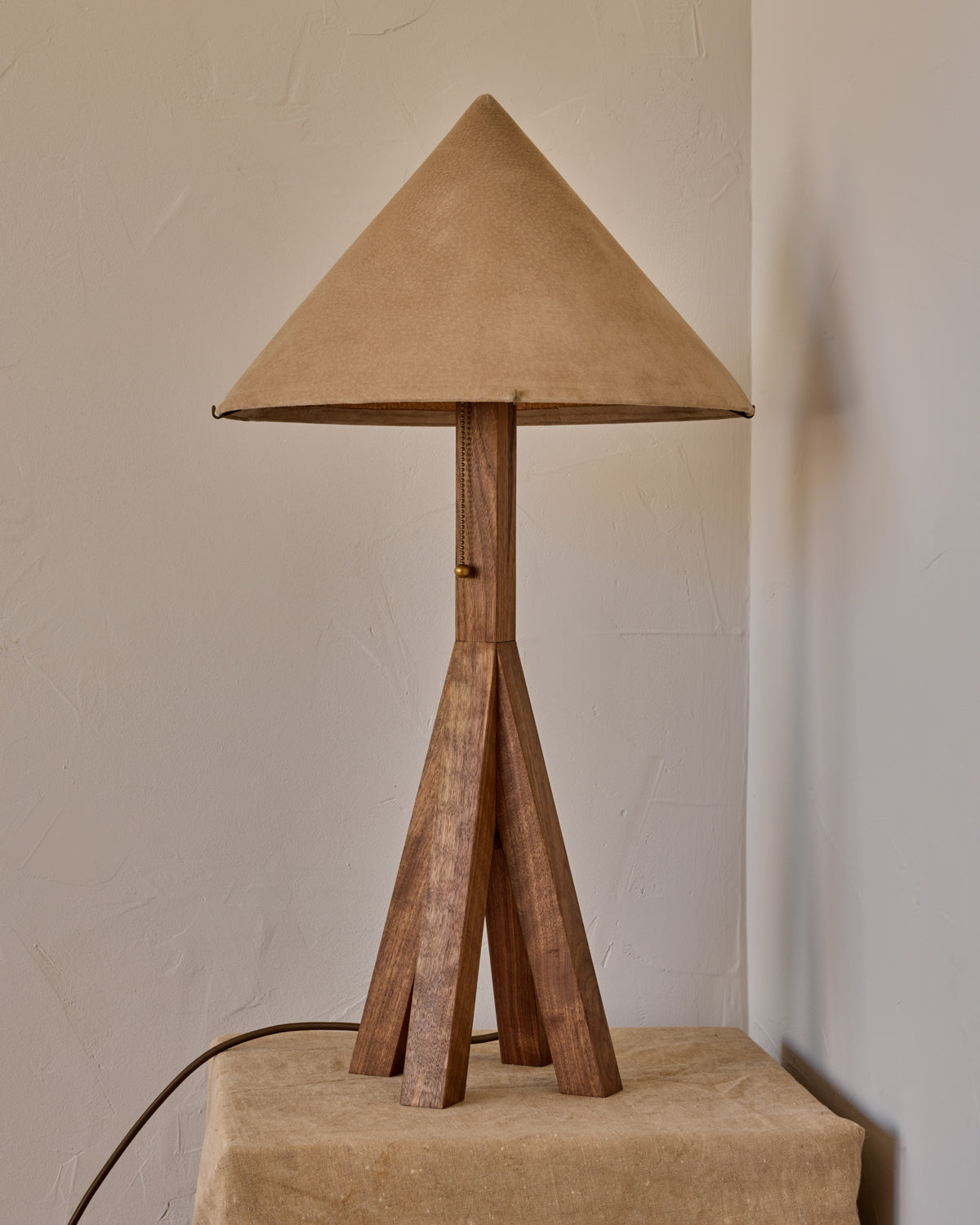 Anouck Table Lamp