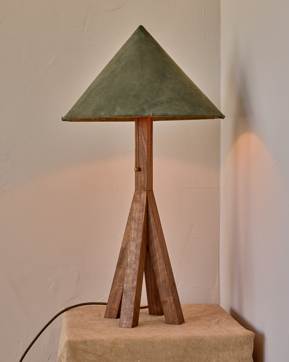 Anouck Table Lamp