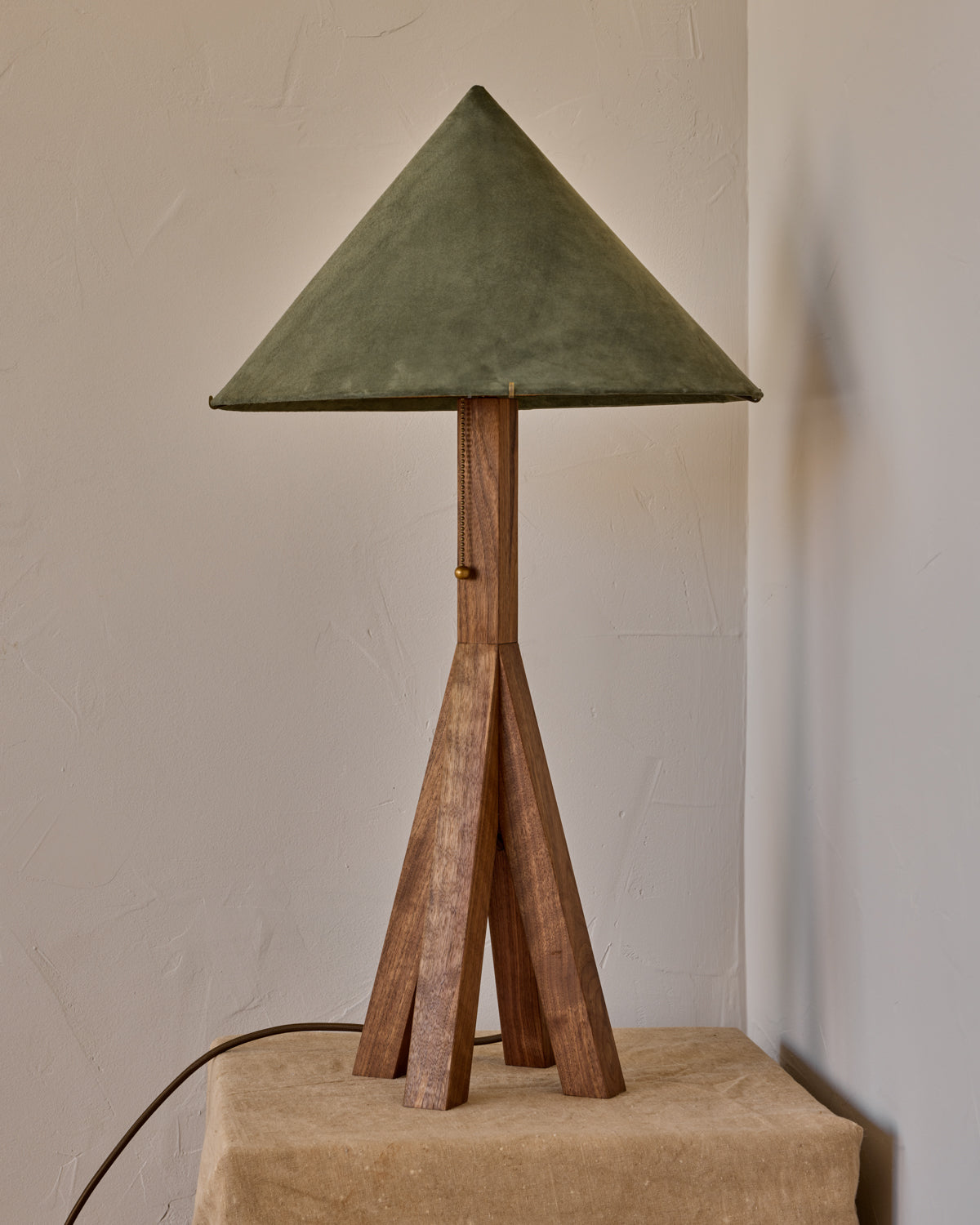Anouck Table Lamp