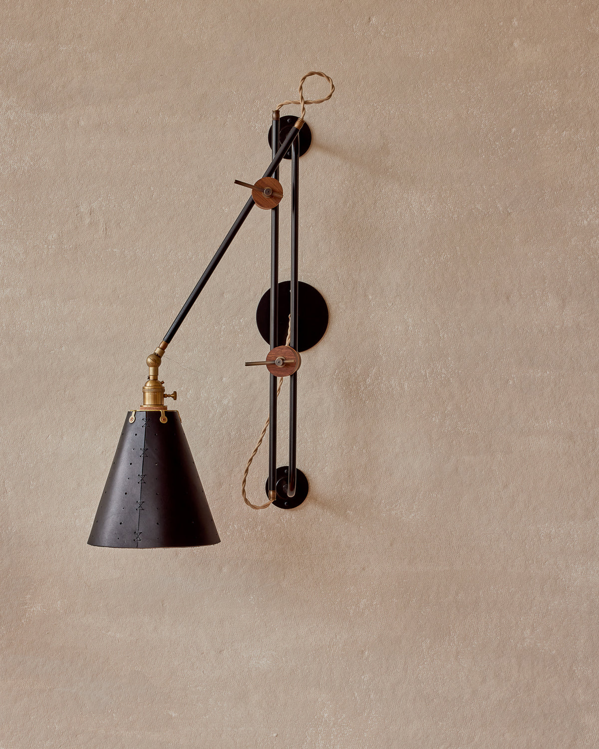 Grace Articulating Wall Sconce