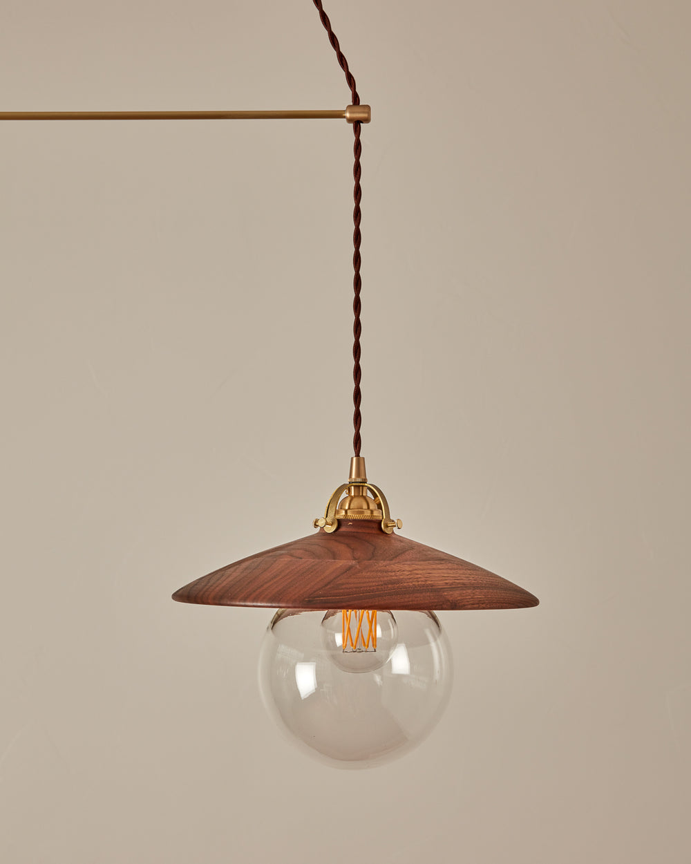 #Elsa-Center-Hub-+-Pendant-Finish_black walnut